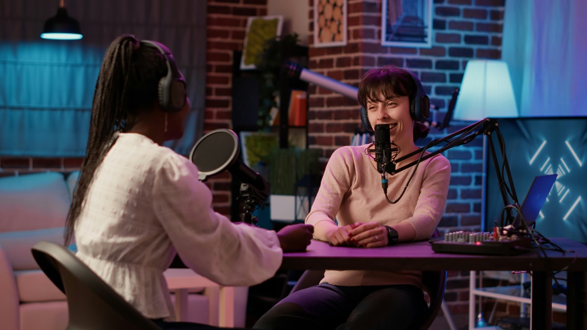 Turn one podcast episode into 10 vertical clips with FaceStabilizer